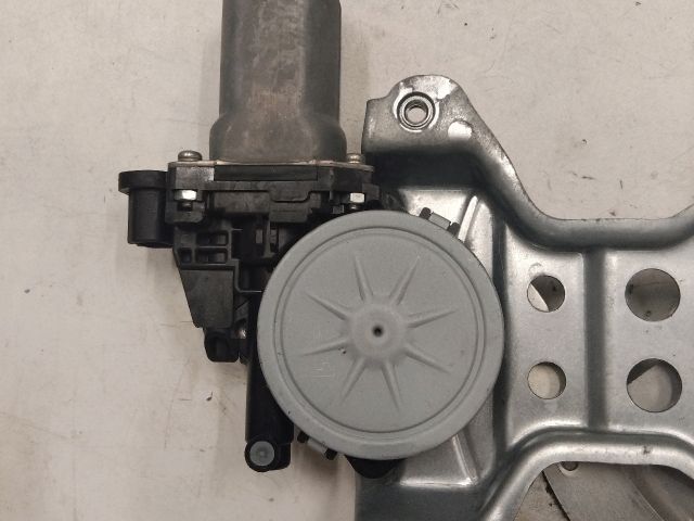 bontott SUZUKI SPLASH Jobb első Ablakemelő Szerkezet (Elektromos)