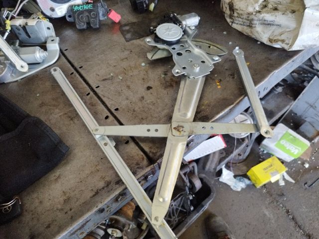 bontott SUZUKI SPLASH Jobb első Ablakemelő Szerkezet (Elektromos)