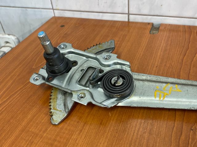 bontott SUZUKI SPLASH Jobb első Ablakemelő Szerkezet (Mechanikus)