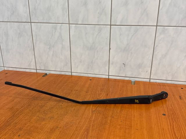 bontott SUZUKI SPLASH Jobb első Ablaktörlő Kar