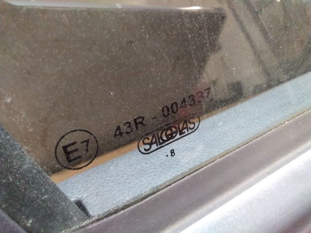 bontott SUZUKI SPLASH Jobb első Ajtó (Részeivel)