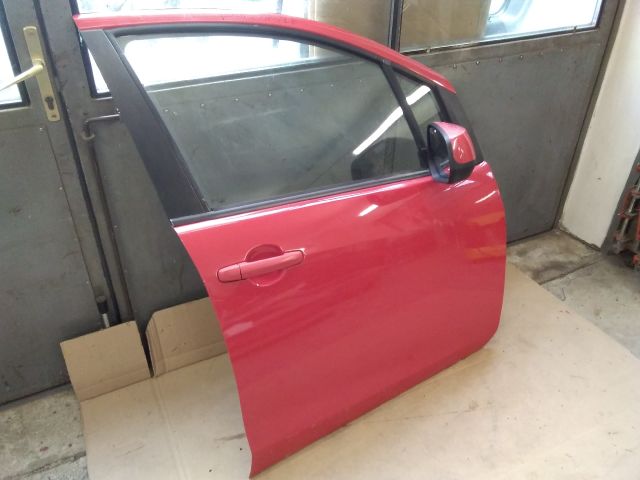 bontott SUZUKI SPLASH Jobb első Ajtó (Részeivel)