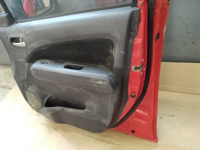 bontott SUZUKI SPLASH Jobb első Ajtó (Részeivel)