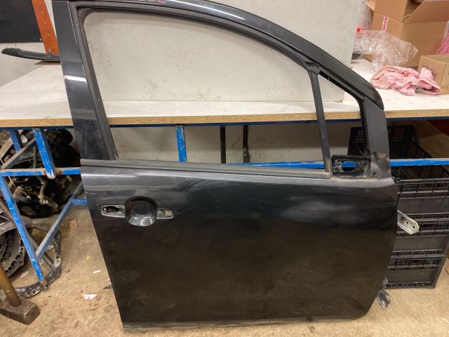 bontott SUZUKI SPLASH Jobb első Ajtó (Üres lemez)