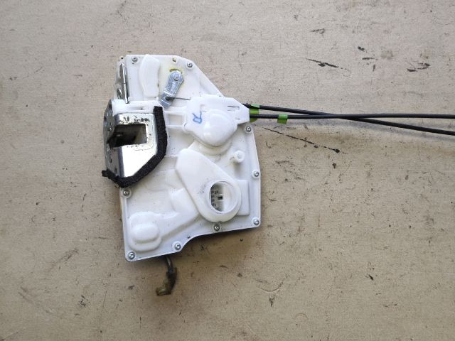 bontott SUZUKI SPLASH Jobb első Ajtózár