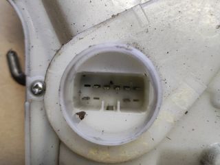 bontott SUZUKI SPLASH Jobb első Ajtózár