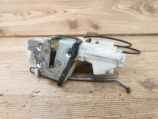 bontott SUZUKI SPLASH Jobb első Ajtózár