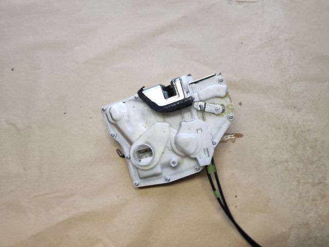 bontott SUZUKI SPLASH Jobb első Ajtózár