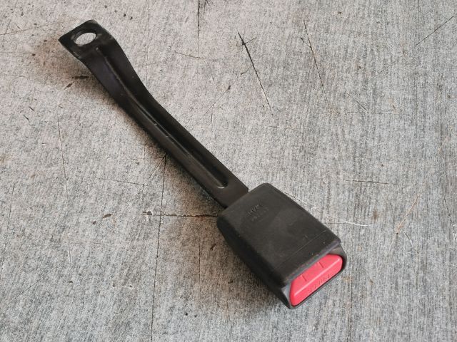 bontott SUZUKI SPLASH Jobb első Biztonsági Öv Csat