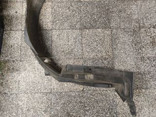 bontott SUZUKI SPLASH Jobb első Dobbetét (Kerékjárati, Műanyag)