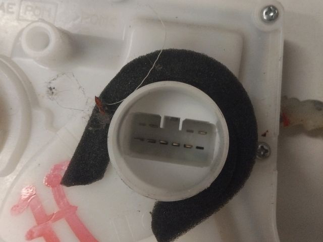 bontott SUZUKI SPLASH Jobb első Központizár Motor