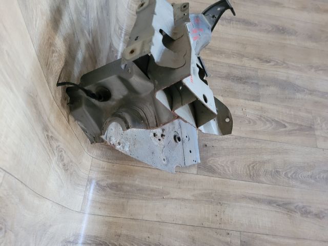 bontott SUZUKI SPLASH Jobb első Negyed Karosszéria Csomag