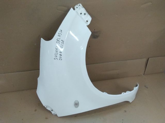 bontott SUZUKI SPLASH Jobb első Sárvédő