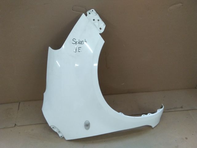 bontott SUZUKI SPLASH Jobb első Sárvédő