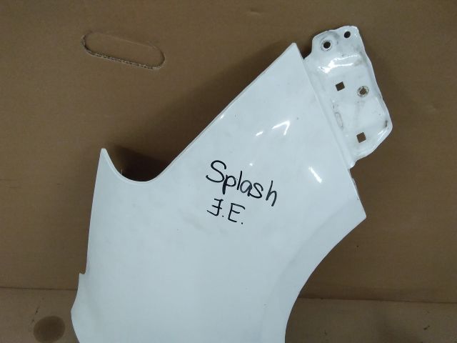 bontott SUZUKI SPLASH Jobb első Sárvédő