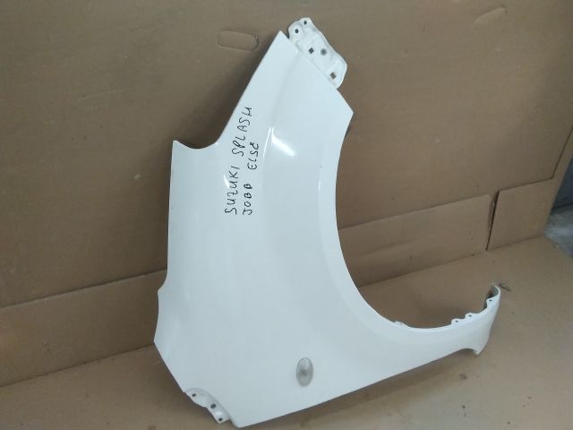 bontott SUZUKI SPLASH Jobb első Sárvédő