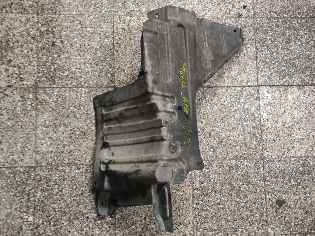 bontott SUZUKI SPLASH Jobb Fenéklemez