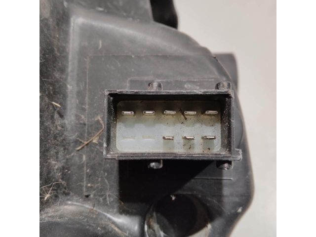 bontott SUZUKI SPLASH Jobb Fényszóró