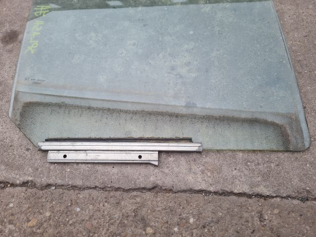 bontott SUZUKI SPLASH Jobb hátsó Ablak