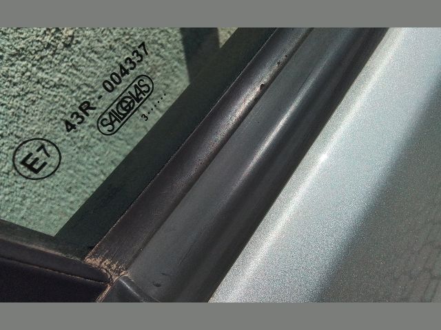 bontott SUZUKI SPLASH Jobb hátsó Ablak