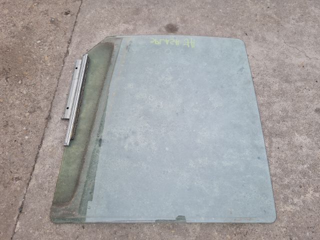 bontott SUZUKI SPLASH Jobb hátsó Ablak