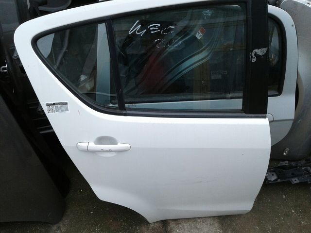 bontott SUZUKI SPLASH Jobb hátsó Ajtó Kárpit