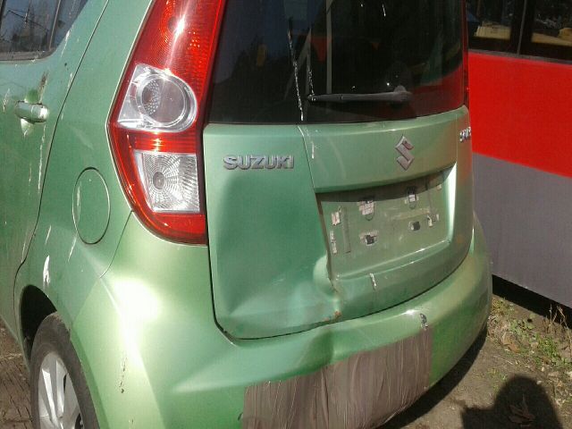 bontott SUZUKI SPLASH Jobb hátsó Ajtózár Motor