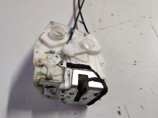 bontott SUZUKI SPLASH Jobb hátsó Ajtózár