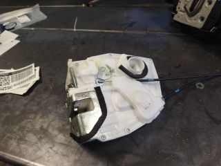 bontott SUZUKI SPLASH Jobb hátsó Ajtózár