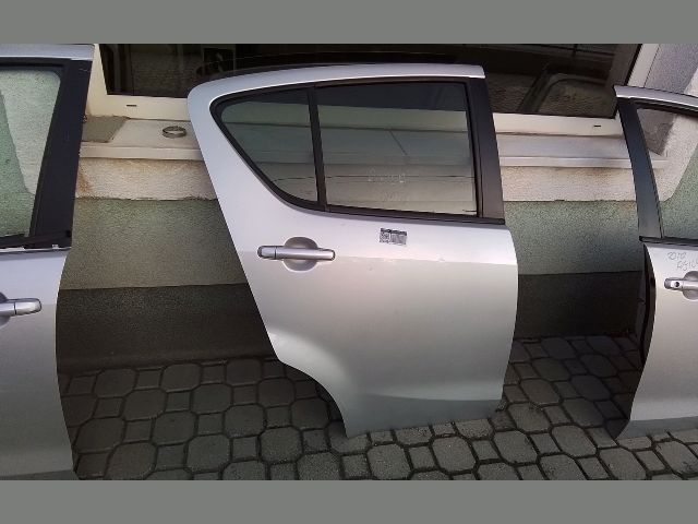 bontott SUZUKI SPLASH Jobb hátsó Ajtózár