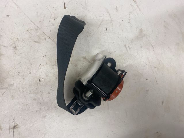 bontott SUZUKI SPLASH Jobb hátsó Biztonsági Öv