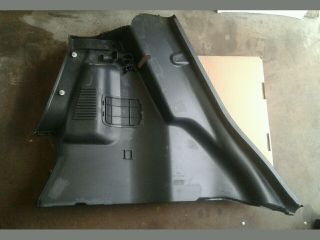 bontott SUZUKI SPLASH Jobb hátsó Csomagtér Burkolat (Műanyag)