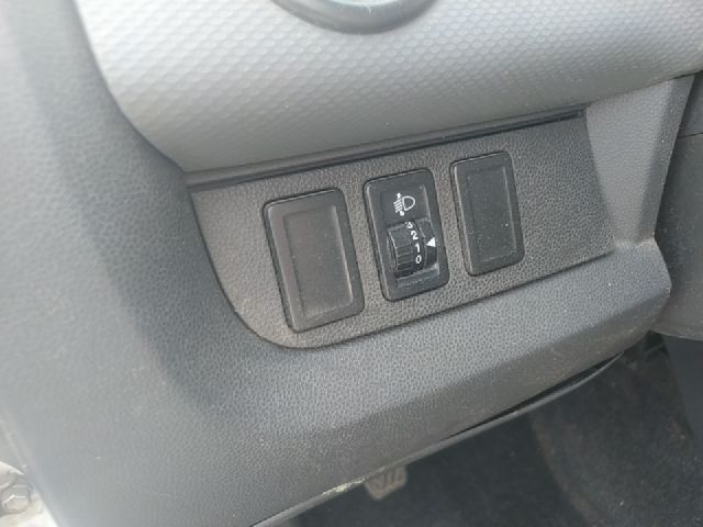 bontott SUZUKI SPLASH Jobb hátsó Csonkállvány Kerékaggyal