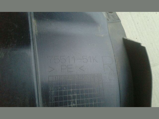 bontott SUZUKI SPLASH Jobb hátsó Dobbetét (Kerékjárati, Műanyag)