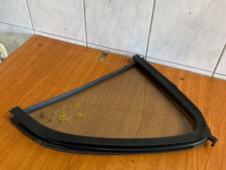 bontott SUZUKI SPLASH Jobb hátsó Fixüveg (Ajtóban)