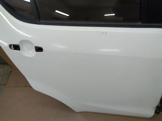 bontott SUZUKI SPLASH Jobb hátsó Kilincs Bowden