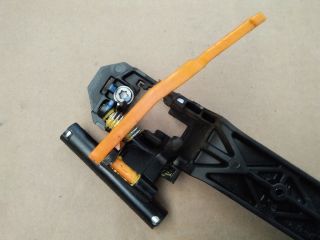 bontott SUZUKI SPLASH Jobb hátsó Kilincs Hátulja