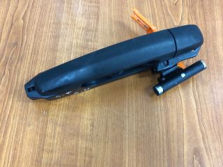 bontott SUZUKI SPLASH Jobb hátsó Külső Kilincs