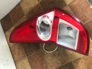 bontott SUZUKI SPLASH Jobb Hátsó Lámpa