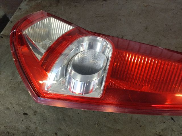 bontott SUZUKI SPLASH Jobb Hátsó Lámpa