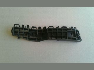 bontott SUZUKI SPLASH Jobb hátsó Oldal Lökhárító Tartó (Műanyag)