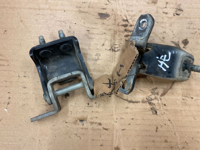 bontott SUZUKI SPLASH Jobb hátsó Zsanér