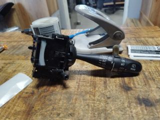 bontott SUZUKI SPLASH Jobb Kormánykapcsoló Ablaktörlő