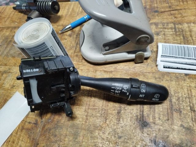 bontott SUZUKI SPLASH Jobb Kormánykapcsoló Ablaktörlő