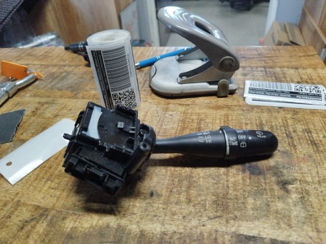 bontott SUZUKI SPLASH Jobb Kormánykapcsoló Ablaktörlő