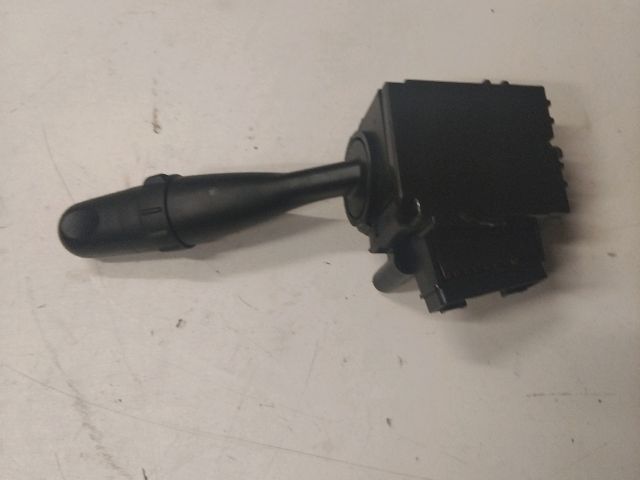 bontott SUZUKI SPLASH Jobb Kormánykapcsoló Ablaktörlő