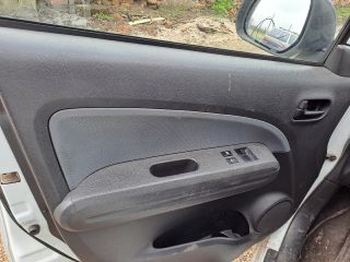 bontott SUZUKI SPLASH Jobb Napellenző