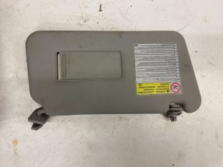 bontott SUZUKI SPLASH Jobb Napellenző