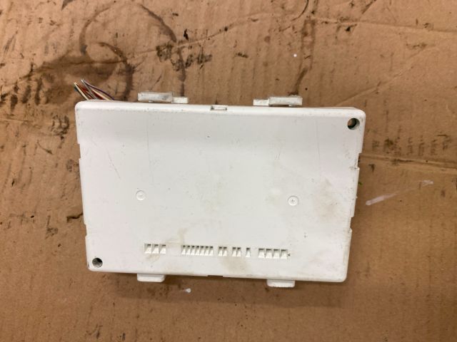 bontott SUZUKI SPLASH Komfort Elektronika