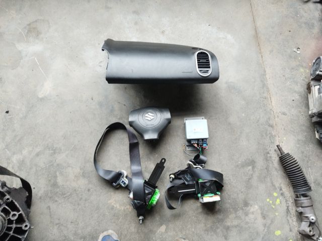 bontott SUZUKI SPLASH Komplett Légzsák Szett